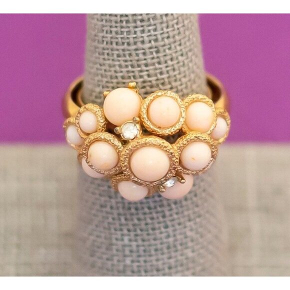 Vintage Boho Light Pink and Gold Tone Ring by Avon Size 8 - Q14 - Picture 1 of 3